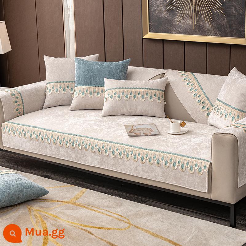 Sofa đệm nhẹ phong cách sang trọng hiện đại cao cấp bốn mùa phổ thông đơn giản hiện đại chống trượt khăn da Neil đặc biệt - Con công màu trắng nhạt