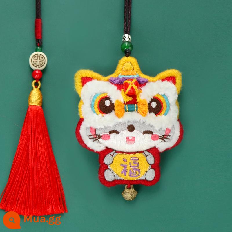 Đánh Thức Sư Tử Mặt Dây Chuyền Thêu Tự Làm Biểu Tượng Hòa Bình Handmade Thêu Gói Sinh Nhật Gửi Bố Gửi Bạn Trai Ô Tô Mặt Dây Chuyền - [-Lion Dance Mouse] Gửi băng thêu + ngải cứu