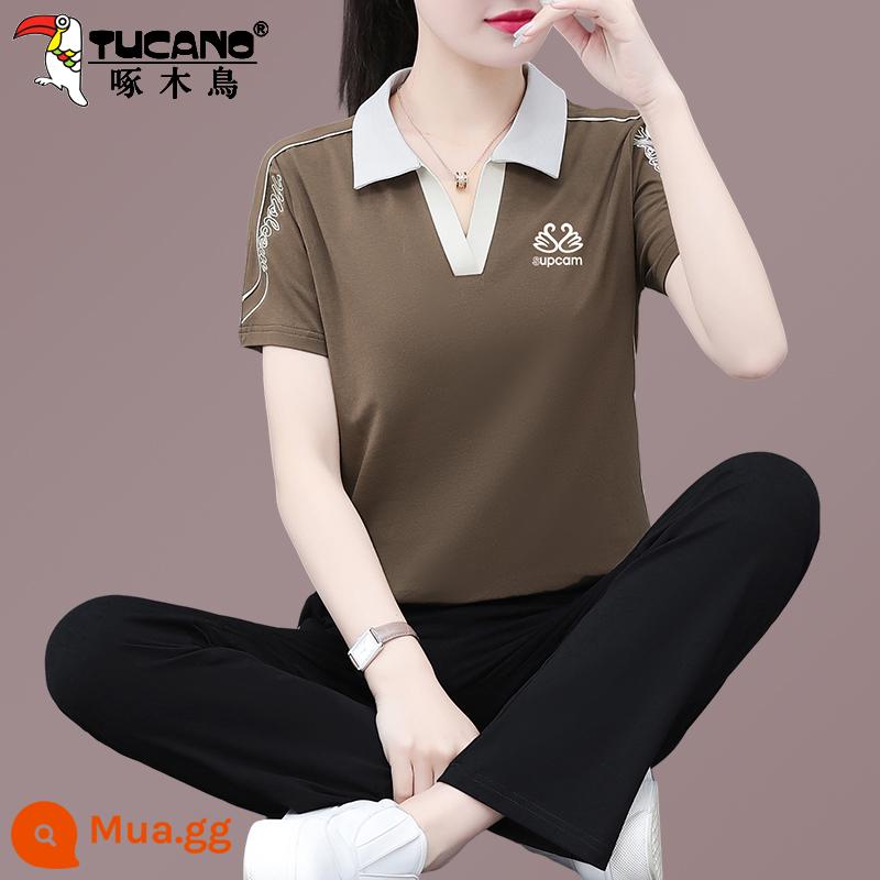 Bộ quần áo thể thao cotton chim gõ kiến ​​mùa hè 2023 mẹ mới phong cách nước ngoài thời trang ngắn tay bộ đồ hai mảnh - Màu nâu (in thiên nga)