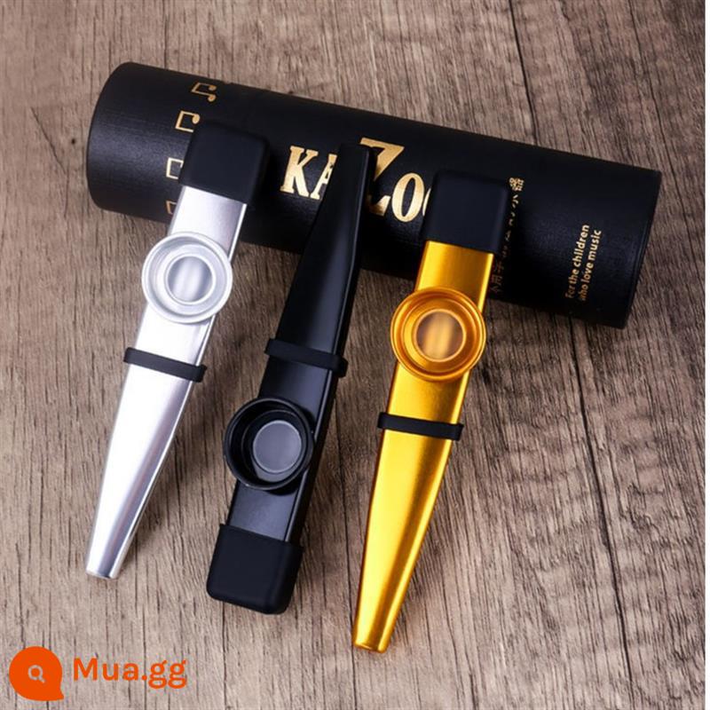 Một loại nhạc cụ không cần học nhạc cụ kim loại kazoo chuyên nghiệp dành cho người mới bắt đầu nhạc cụ cầm tay nhỏ kazoo - Kèn kazoo đen + màng sáo 16 + túi đựng kèn kazoo kim loại thông thường