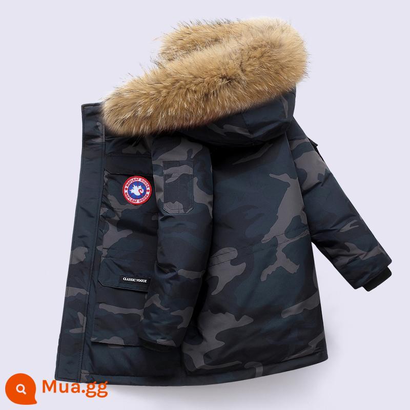 Áo khoác trẻ em Maple Leaf Goose phiên bản dài vừa phải cho nam mùa đông 2023 phong cách mới quần áo bảo hộ lao động trẻ em cỡ vừa và lớn áo khoác dày - Ngụy trang màu đen-55-90 [kiểu dày] [90 con vịt trắng xuống]