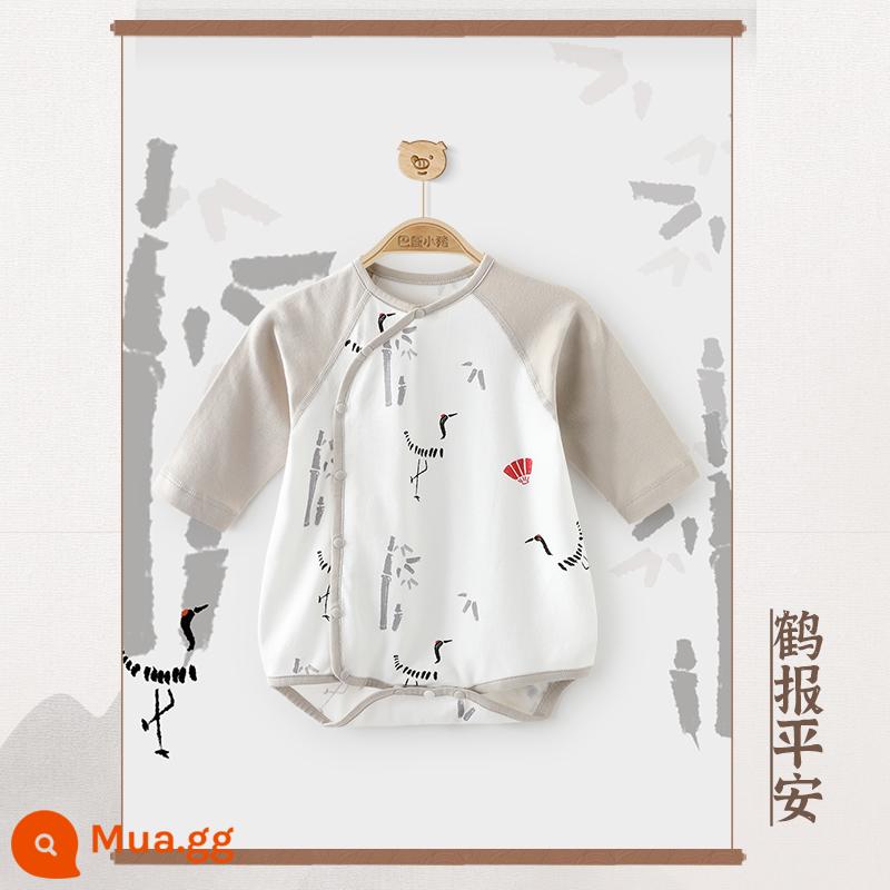 Túi cho bé xì hơi quần áo mùa thu cho bé phong cách Trung Hoa áo liền quần quần áo trẻ sơ sinh cotton Bộ đồ ngủ sơ sinh áo liền quần - Hạc báo hòa bình