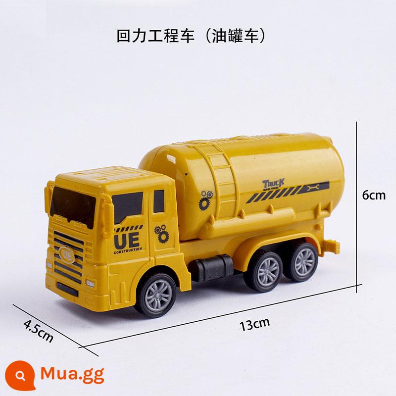 Máy xúc Trang trí bánh Máy xúc Máy ủi Sinh nhật cậu bé Kỹ thuật Xe Roadblock Plug-in Đào Monster Hand Ornament - Xe bồn chở dầu kéo lùi màu đỏ tím 2 chiếc