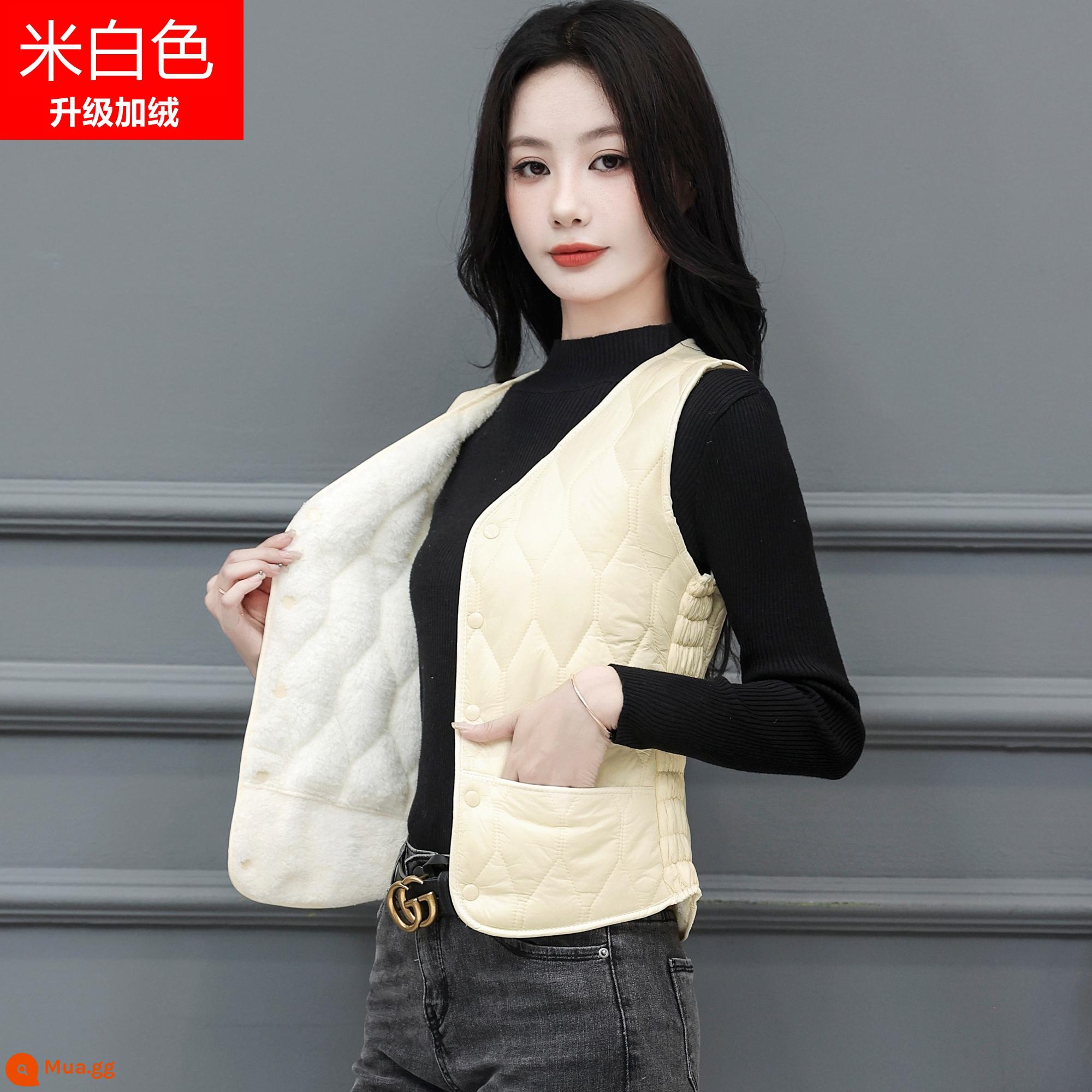 2023 Mùa Thu Đông Phong Cách Mới Xuống Cotton Áo Vest Cho Nữ Plus Nhung Pony Kẹp Dày Giữ Nhiệt Áo Kích Thước Lớn Ôm Sát áo Ghi Lê - Màu trắng nhạt (nâng cấp bằng nhung)