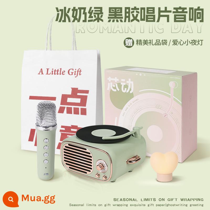 Đồng hồ báo thức ghi âm vinyl âm thanh cổ điển Đồng hồ báo thức Bluetooth micro karaoke không dây tại nhà làm quà tặng sinh nhật cho người bạn thân nhất của bạn - [Clear Sky Green★Single Wheat Version]Đèn ngủ tình yêu★Túi quà★Tuổi thọ pin siêu dài★Hiệu ứng âm thanh vòm Bluetooth 5.3★360°