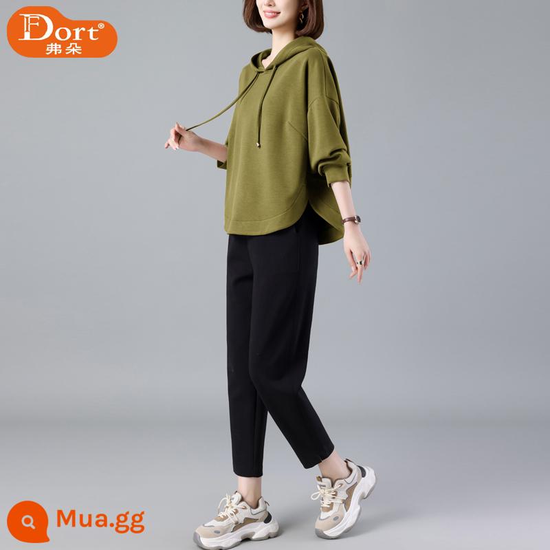 Bộ đồ cotton dày thường ngày cho nữ 2023 xuân thu mới cỡ lớn dáng rộng giảm béo cho mẹ trung niên thể thao giảm tuổi tác - màu xanh ô liu