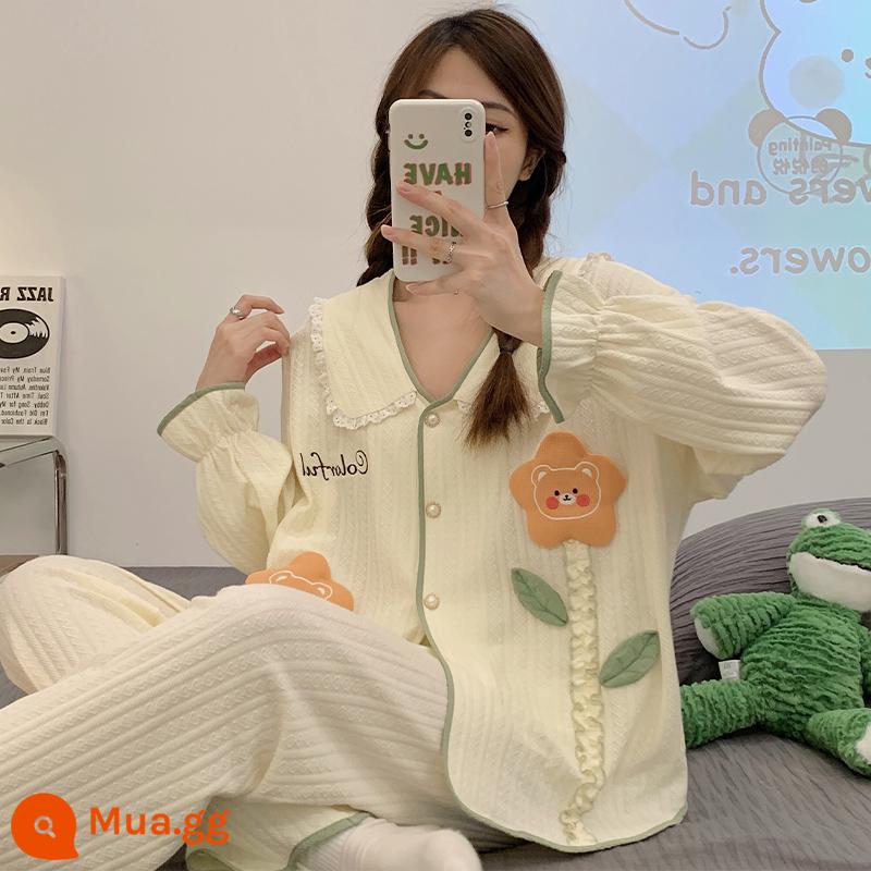 Bộ đồ ngủ mùa xuân và mùa thu nữ sinh hoạt hình 2022 cotton mới dài tay giải trí mùa đông có thể mặc bên ngoài bộ đồ phục vụ tại nhà - Gấu hoa 3508 màu trắng nhạt