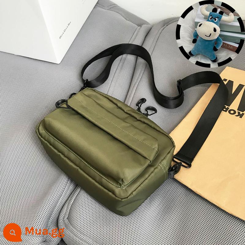 Túi satchel túi đeo chéo thông thường cho nam túi đeo vai ins thương hiệu hợp thời trang túi treo học sinh túi nhỏ xu hướng đường phố túi xách Nhật Bản - bò xanh