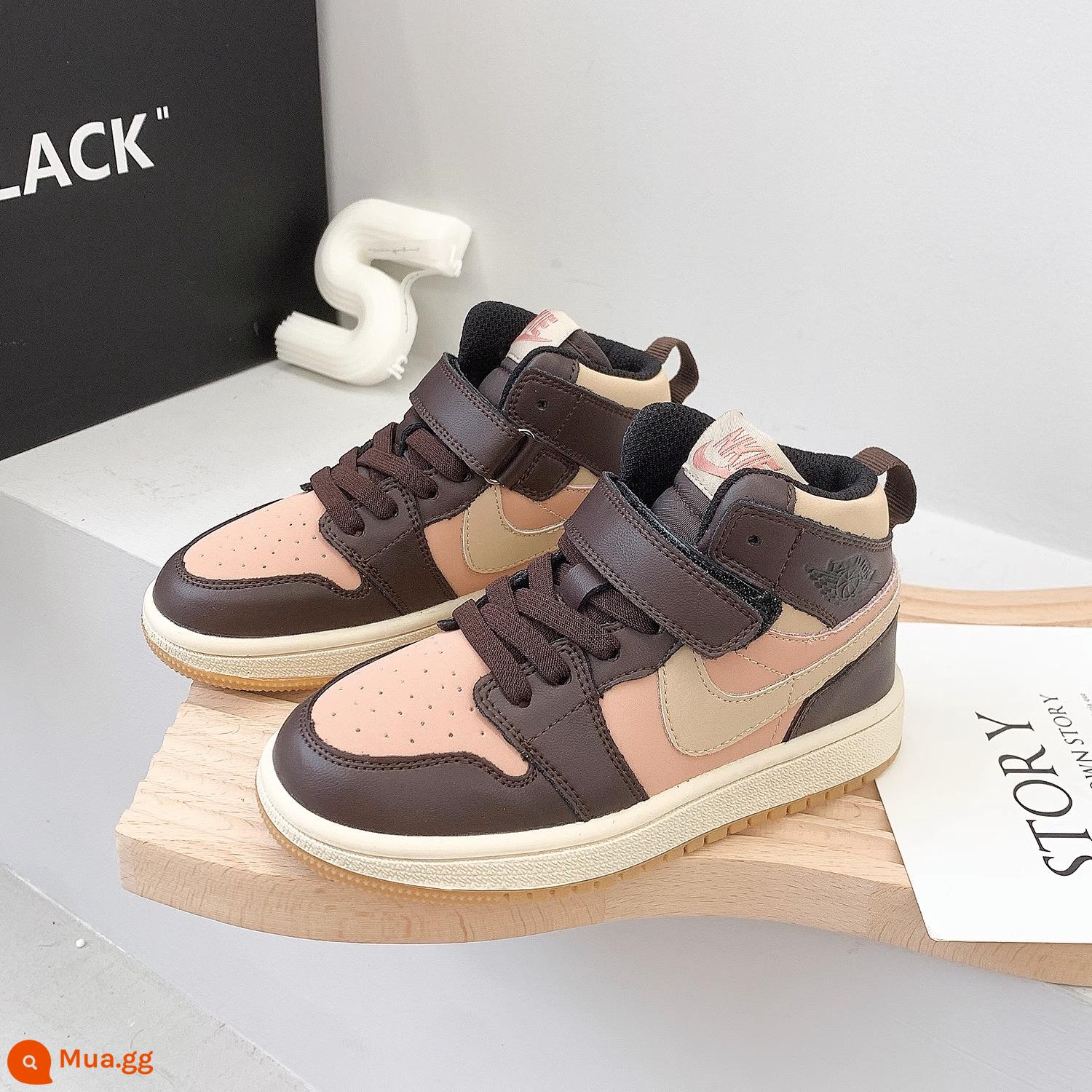 AJ Giày Sneaker Bé Trai Mùa Thu Đông 2022 Mới Giày Trẻ Em Bé Gái Ống Cao Board Giày Bé Plus Nhung 2 Bông - Nâu hồng (da thật) bảo hành 1 năm