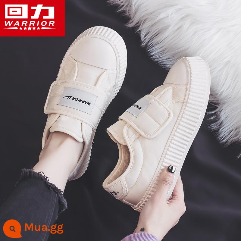 Kéo lại hai giày cotton giày nữ winter plus nhung 2022 giày bánh quy đế dày mới bên ngoài mang giày đế bánh mì Velcro - Be