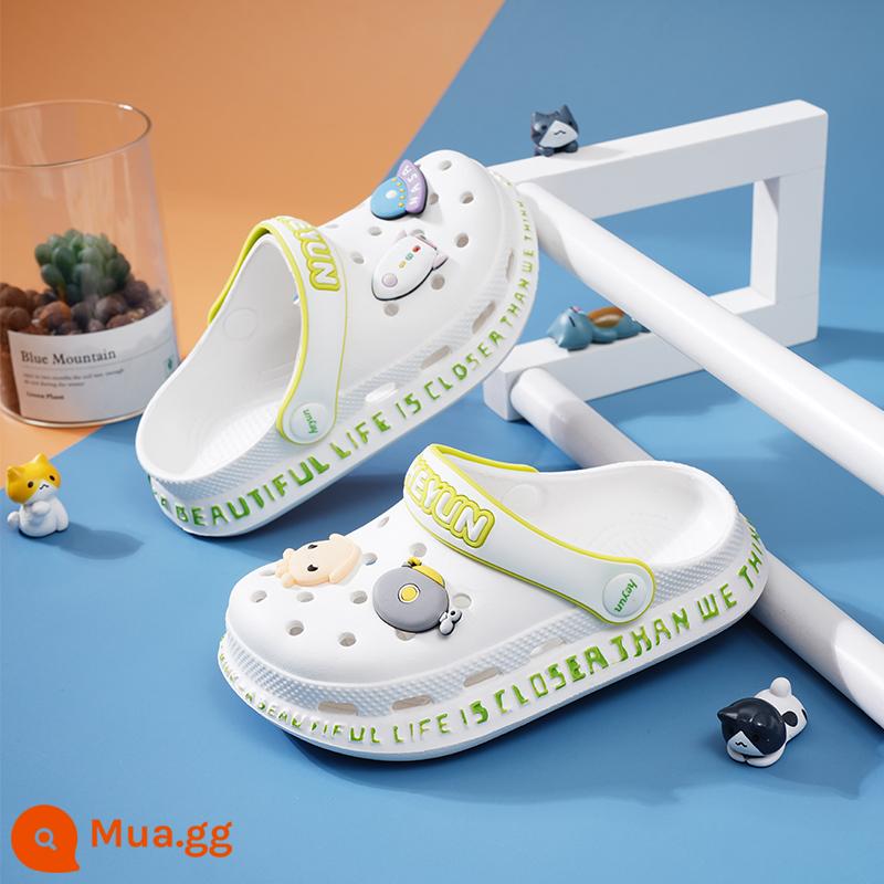 Dép Trẻ Em Abckids Mùa Hè Bé Trai Chống Trượt EVA Mềm Đáy Có Lỗ Giày Xăng Đan Trẻ Em Giày Đi Biển - Trắng (DF)