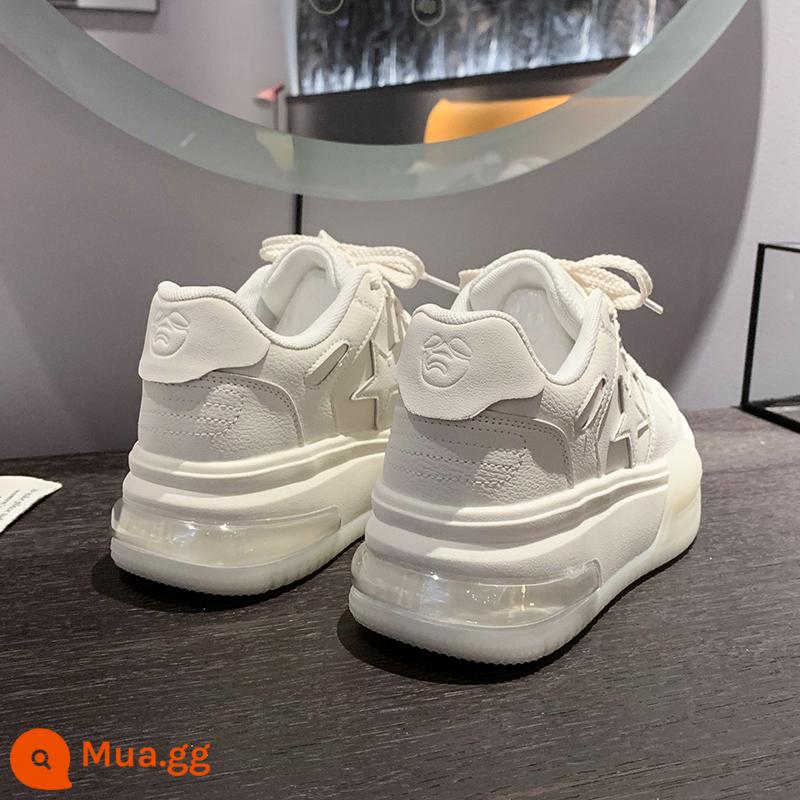 Đế Dày Nhỏ Giày Sneaker Da Nữ Mùa Xuân 2023 Mới Thường Tăng Chiều Cao Nổ Mẫu Giày Đế Tất Cả Trận Đấu giày Nữ - màu trắng kem