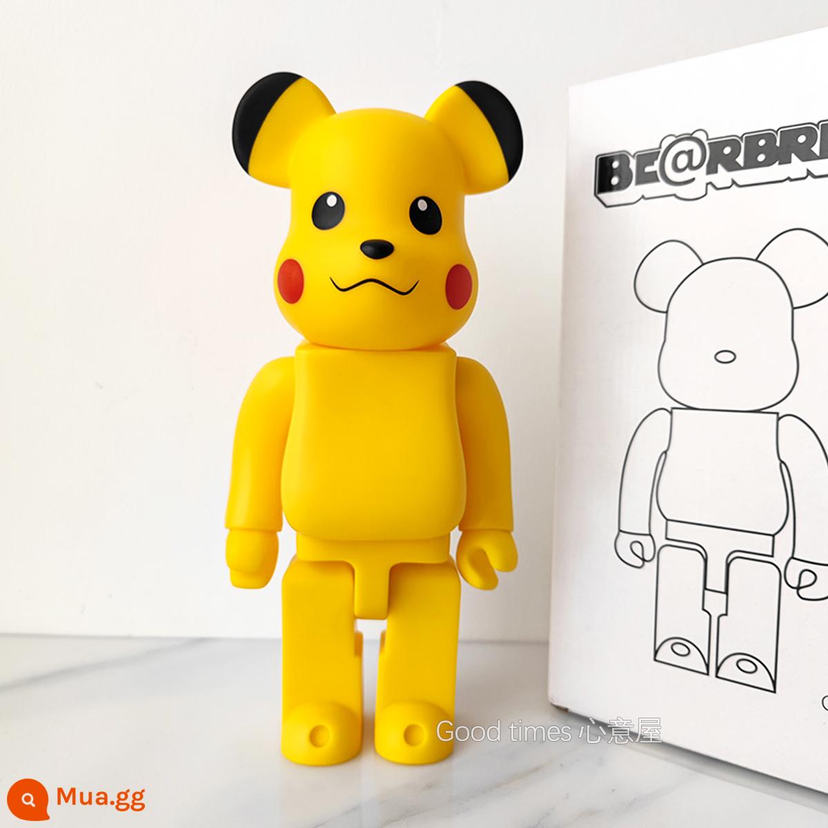 Bearbrick lưới đỏ bạo lực gấu búp bê trang trí phòng khách xây dựng mô hình khối búp bê gấu dâu tây gấu mù hộp quà tặng - PikachuW