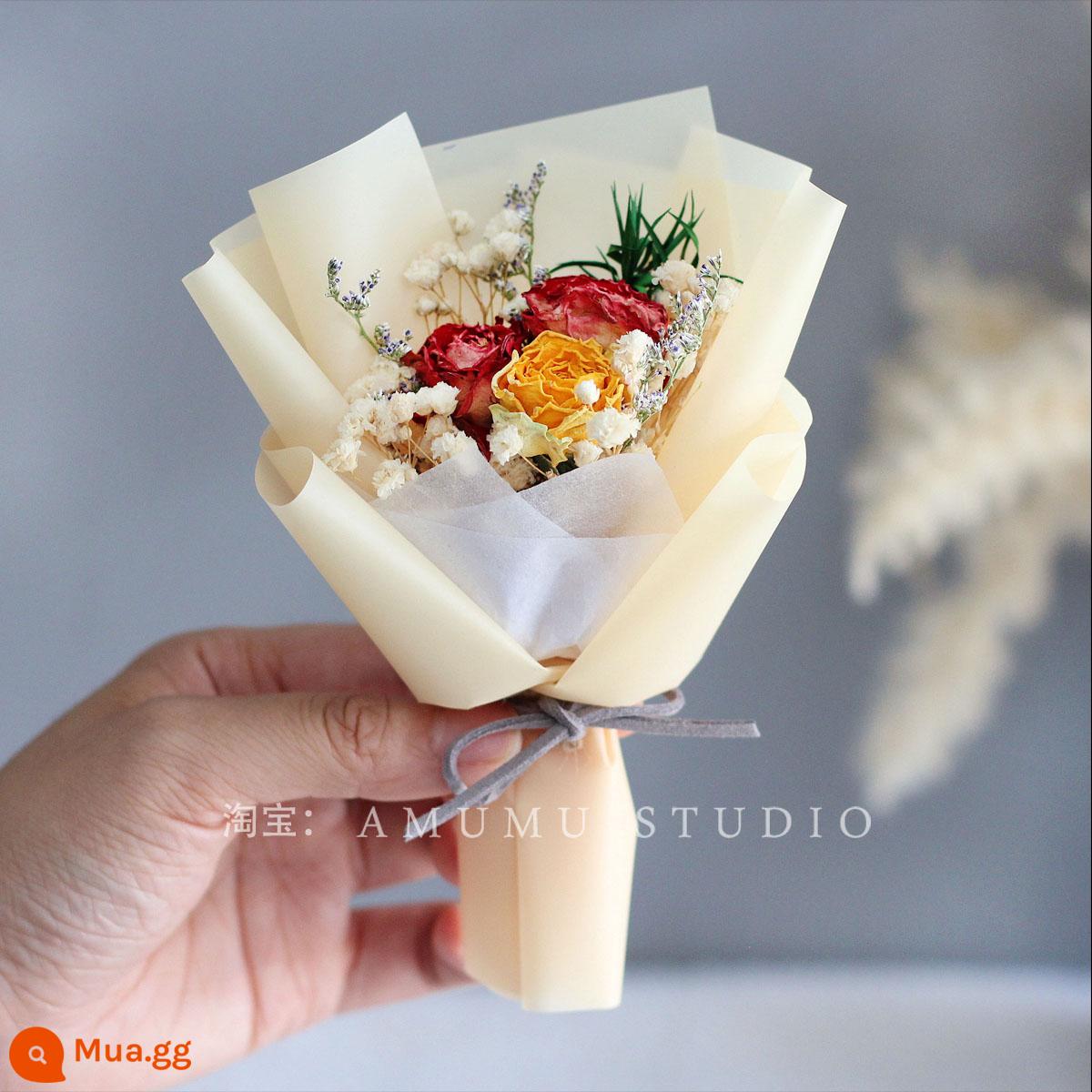 Bó hoa tươi nhỏ mini hoa hồng khô mini tinh tế món quà đồng hành tự làm đầy sao trang trí Lễ hội 8/3 - Mini màu đỏ và vàng hồng-vàng nhạt