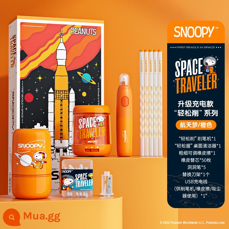 Văn phòng phẩm Chenguang Văn phòng phẩm điện Snoopy Bộ hộp quà Giáng sinh Gọt bút chì bán tự động Gọt bút chì Gọt bút chì Học sinh tiểu học Lớp một Quà tặng cho ngày của trẻ em Đồ dùng học tập - Space Orange [Bộ hộp quà tặng sạc đầy được nâng cấp] Cấu trúc tiết kiệm nhân công