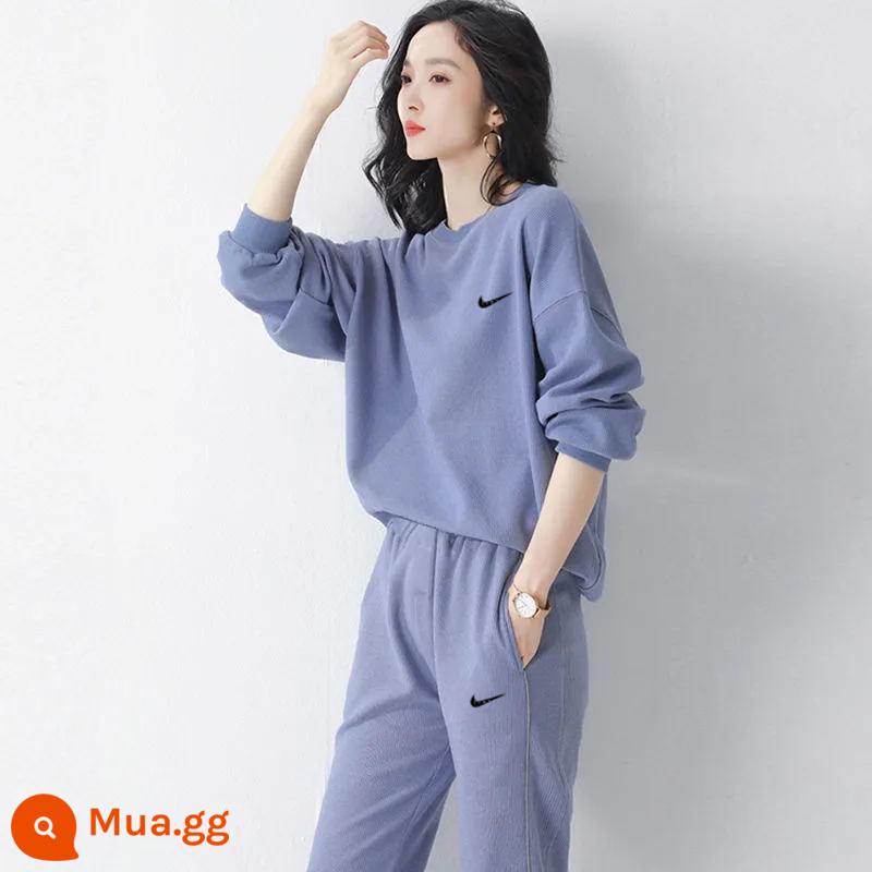 Bộ đồ thể thao Niketon nữ xuân thu 2023 mới thường ngày cộng với quần áo lông cừu Áo thun dày nữ hoàn chỉnh - Bộ đồ màu xanh nhạt [đen]