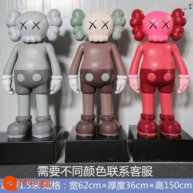 kaws trang trí lớn tác phẩm điêu khắc Sesame Street búp bê bạo lực gấu net màu đỏ cửa hàng phòng khách đổ bộ thủy triều chơi thẻ đục lỗ lớn ảnh - Vị trí đứng bao gồm chân đế 1,5 mét