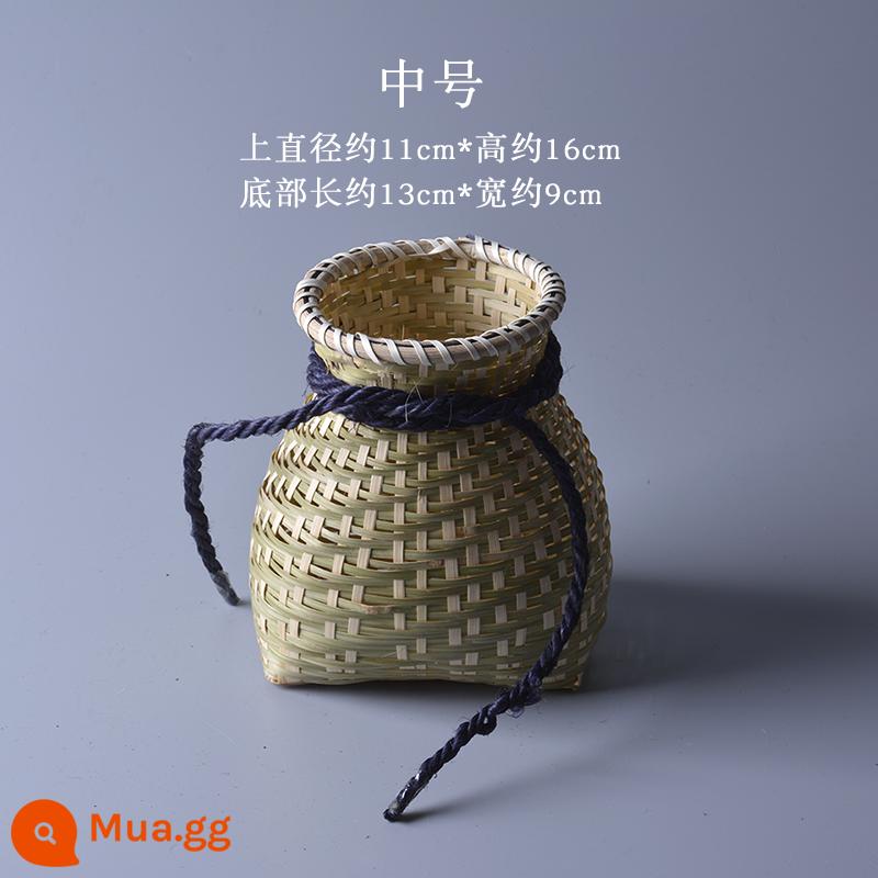 Giỏ tre handmade, giỏ cá nhỏ, giỏ tre nhỏ, giỏ tre, giỏ hái chè, giỏ đựng đồ, đạo cụ biểu diễn múa sân khấu - Màu trung thực