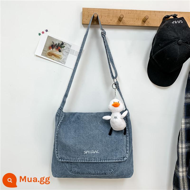 Túi xiên giản dị dành cho nam thương hiệu hợp thời trang vải denim Nhật Bản phong cách đường phố Hồng Kông xu hướng sinh viên túi đeo vai retro ins nữ - Màu xanh nhạt [Gửi mặt dây chuyền vịt tiếp nhiên liệu]