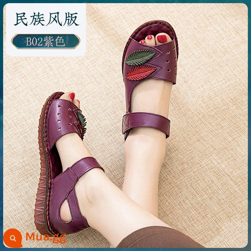 Giày sandal nữ cao tuổi chống trượt mùa hè da gân đáy thoải mái Giày sandal mẹ đế mềm giày da trung niên đế bằng - Phong cách dân tộc màu tím