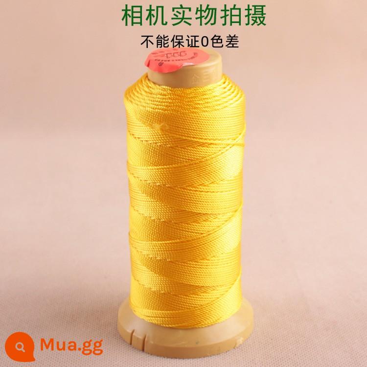 Dây hiệu ba con cá vàng làm mặt dây chuyền handmade sợi chỉ xâu chuỗi hạt đeo tay 3 6 sợi làm dây đỏ tua rua - Màu vàng (mã màu: 1110) 9 lượt chia sẻ