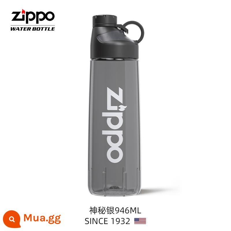 Zippo Kettle ngoài trời lớn có thể mang theo sự phù hợp về thể dục bằng nhựa chống học sinh Aquarius Cup Sports Water Cup công suất lớn - Mysterious Silver 946ml [Cọ cốc miễn phí]