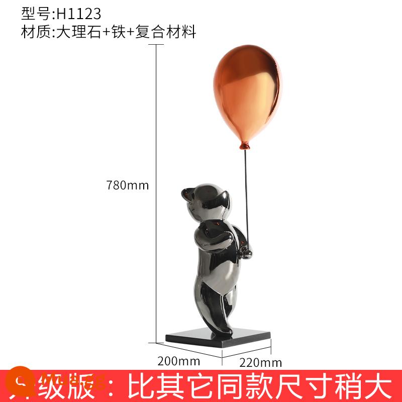 Ánh sáng sáng tạo hiện đại ánh sáng sang trọng Balloon Balloon Gấu phòng khách Trang trí gấu nhỏ trang trí sàn nhà Tv tủ đồ nội thất mềm - Bóng bay trang trí gấu đen (22*20*78cm)