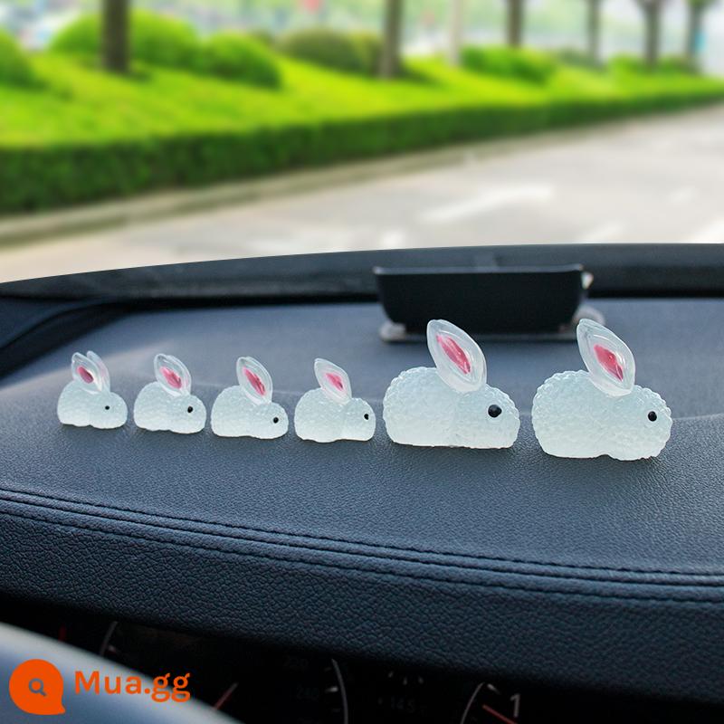 Xe Mới Trang Trí Dạ Quang Bunny Xe Điều Khiển Trung Tâm Siêu Dễ Thương Internet Người Nổi Tiếng Sáng Tạo Trang Trí Xe Tiếp Liệu Daquan - Gói B