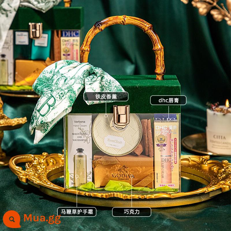 Hộp quà L'Occitane họp mặt thường niên công ty Quà sinh nhật năm mới cho phù dâu Quà cưới tay món quà nhỏ thiết thực - [Hộp Quà Xanh]+Kem dưỡng da tay+Sắt trị liệu+Son môi DHC+Sô cô la [Bán chạy nhất]