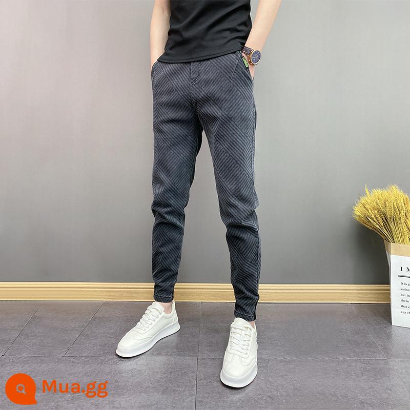 Mùa xuân và mùa thu mới Trendy Men's Better Bid -footed Hàn Quốc Phiên bản Slim Slim Quần Thanh niên Jean giải trí nhỏ - đen