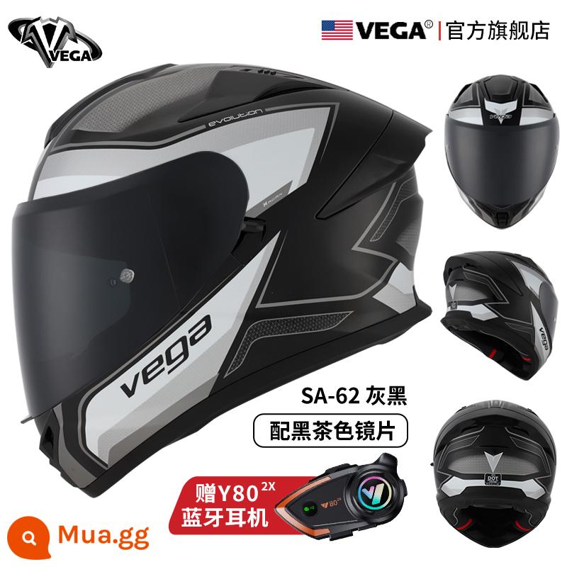 Mỹ VEGA Xe Máy Nam Nữ Sợi Carbon Đuôi Lớn Mùa Đông Chống Sương Mù Xe Máy Mũ Bảo Hiểm Full Bluetooth Cá Tính thoáng Mát Chạy Bộ - Xám và đen trà đen (tai nghe Bluetooth miễn phí)