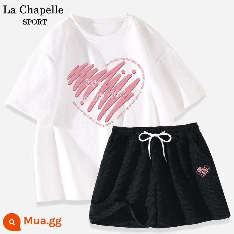 Bộ đồ thể thao La Chapelle nữ 2023 cotton mùa hè mới quần đùi ngắn tay giản dị bộ đồ hai mảnh giảm tuổi X - Trắng (trái tim duy nhất) + đen (nhãn quần trái tim duy nhất)