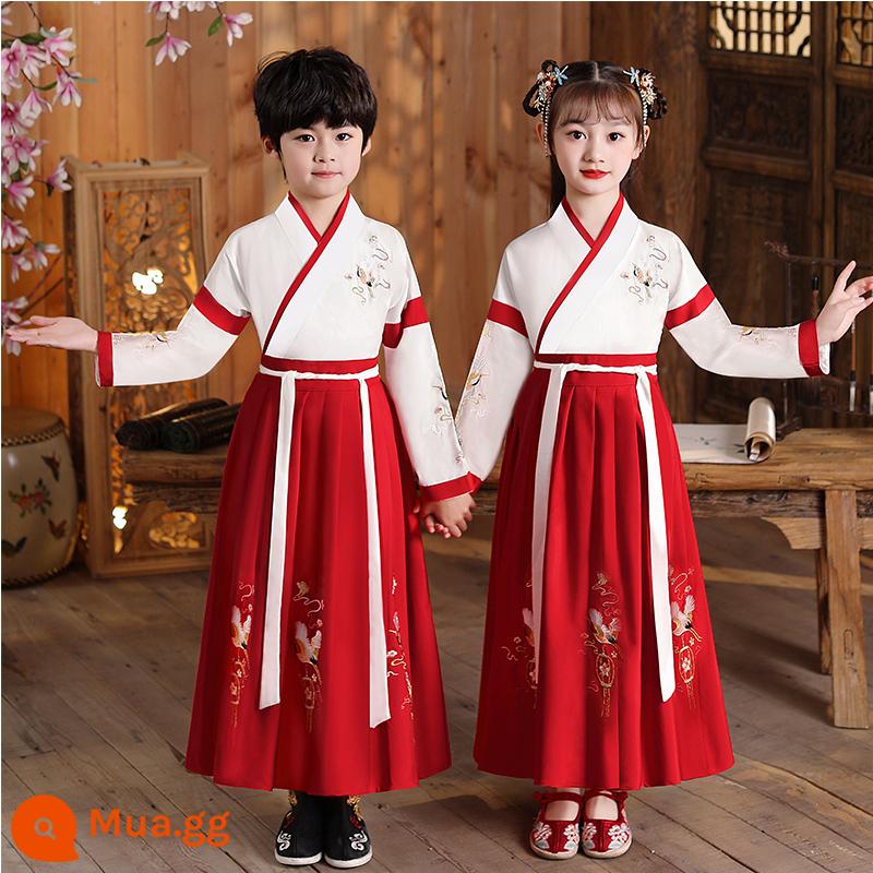 Đồng phục học sinh Trung Quốc của nam sinh Hanfu Trang phục cổ xưa phong cách Trung Quốc cuốn sách dành cho trẻ em trang phục biểu diễn ngâm thơ Trang phục biểu diễn của trẻ em Kinh Ba Chữ - Tay áo thẳng màu đỏ Yunfeihe [nam và nữ giống nhau]