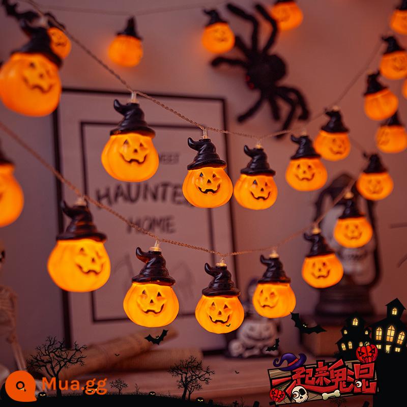 Halloween bí ngô đèn lồng đồ chơi bộ xương dây đèn nhỏ trang trí thanh trung tâm mua sắm sự kiện bố trí cảnh đạo cụ và đồ trang trí - Đèn lồng bí ngô mũ đen [2 mét 10 đèn] mẫu pin + pin