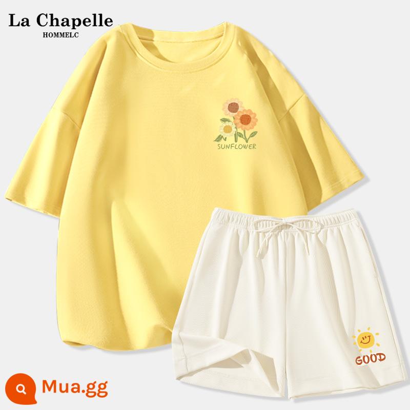 La Chapelle mùa hè bộ đồ thể thao phù hợp với nữ 2023 mùa hè mới học sinh cấp hai quần short thường ngày hai mảnh J - Màu vàng ngỗng (dấu ngực Tương Dương Duoduo) + quần trắng sữa (Quần nắng phía trước dấu dưới bên trái)