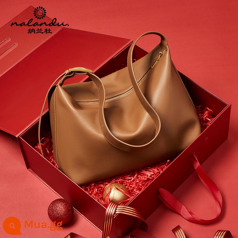 Túi cỡ lớn Nalandu 2022 túi tote mới 2023 túi xách nữ da bò cao cấp thu đông sức chứa lớn - Caramel Brown [Hộp quà giới hạn + Raffia]