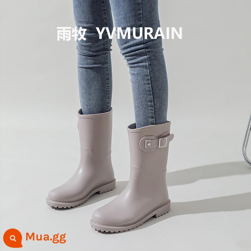 Giày đi mưa Yumu thời trang nữ giày đi mưa Nhật Bản ống giữa nhẹ chống thấm nước giày đi nước giày đi nước mới giày cao su chống trượt - khóa màu xám