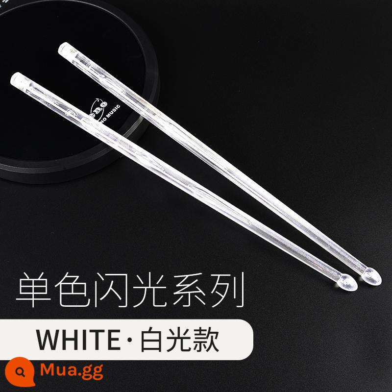 Thanh trống phát sáng 5A giá đỡ trống thanh trống jazz búa biểu diễn sân khấu phát sáng nylon thanh trống phát sáng thanh trống 7A - Que trống flash polymer bền bỉ [trắng] 5A