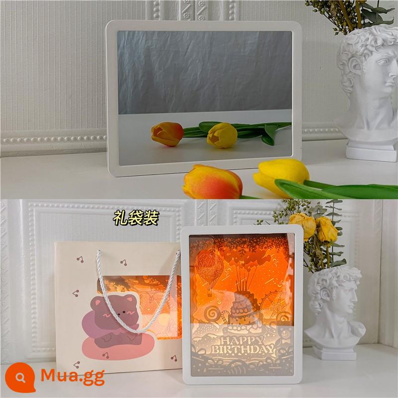 Quà tặng sinh nhật thiết thực cho bạn gái và bạn gái trong năm mới - Mirror Chúc mừng sinh nhật [Thiệp chúc mừng túi quà]