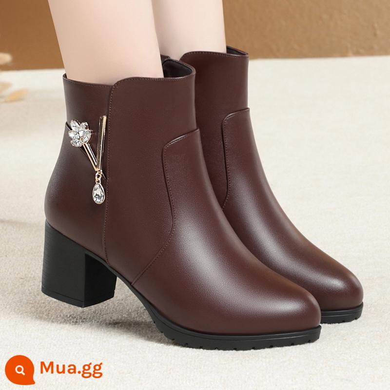 Mom Leather Short Boots Nữ cộng với nhung, Giày cao gót giày cao gót giày bông Nữ 2022 Mùa đông mới dày cộng với đôi giày cotton trẻ em - 657 nâu nhung, gót vừa 5cm