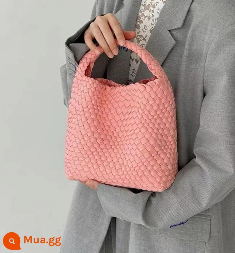 Túi dệt tay Niche Túi tote dung tích lớn Túi nữ cầm tay đơn giản Túi sát nách một vai Túi vải nylon - Màu hồng san hô vừa, có túi lót dệt và dây đeo vai dạng dây chuyền.