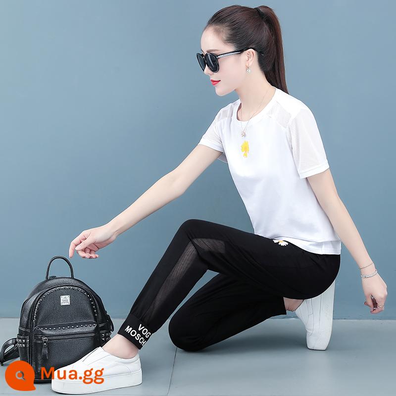 Bộ đồ thể thao cotton tay ngắn cho nữ mặc thường ngày Bộ hai mảnh mùa hè 2022 mùa hè thời trang mới áo thun mẹ - Bộ vest trắng 9907