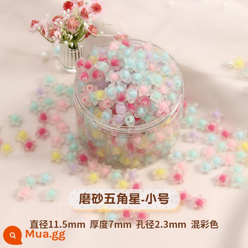 Acrylic hạt trung hạt màu kẹo hạt rời hạt bead handmade tự làm chất liệu vòng cổ handmade phụ kiện trang sức - Ngôi sao năm cánh mờ/cỡ nhỏ 100 miếng/nhiều màu [kèm cuộn dây thun/4 mét]