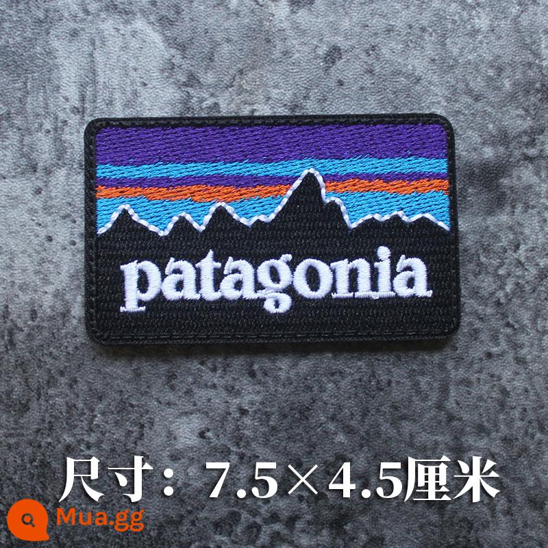 Thêu Velcro Scenic Morale Patch Phiêu lưu ngoài trời Cắm trại Traveller Keo Armband Morale Patch - Phi lê Bata tím