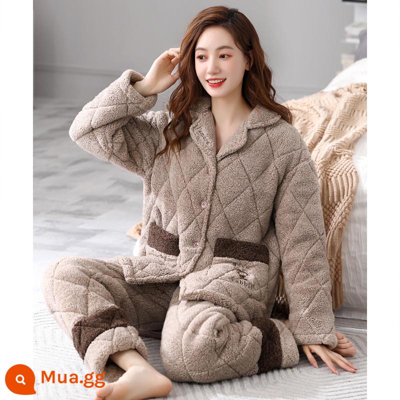 Bộ đồ ngủ nữ mùa đông lông cừu san hô ba lớp dày cộng với nhung chần bông thu đông flannel mùa đông cực dày quần áo mặc nhà mùa đông - cà phê xám 80102