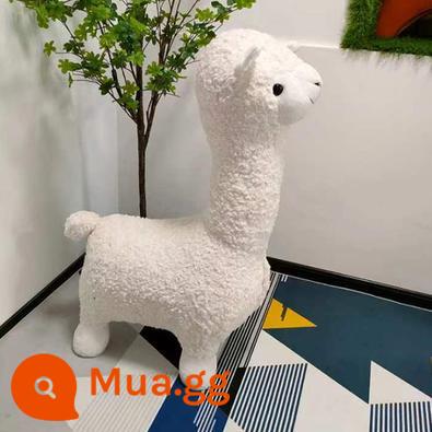 Quá Khổ Sáng Tạo Alpaca Ghế Động Vật Phân Tầng Trang Trí Thủ Công Giày Thay Đổi Phân Tân Gia Di Chuyển Quà Tặng Ngày Lễ - Alpaca trắng 1,12 mét cộng với ròng rọc