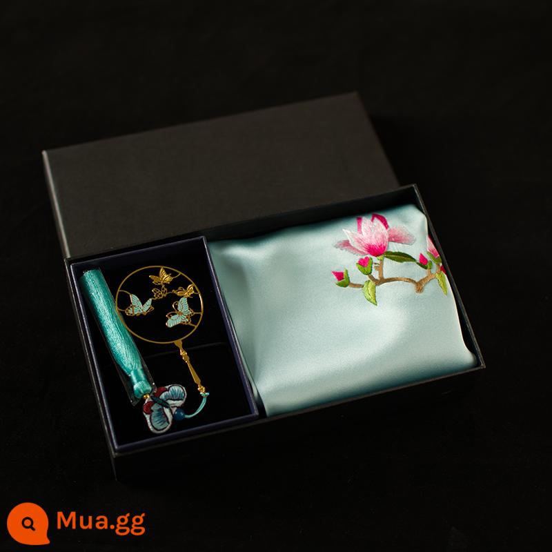 Tay thêu bằng lụa thực sự Handmade Suxiu Mulberry Silk Takekerchief Bronze Script Set Phong cách Trung Quốc Quà tặng văn học và nghệ thuật - Màu xanh nhạt