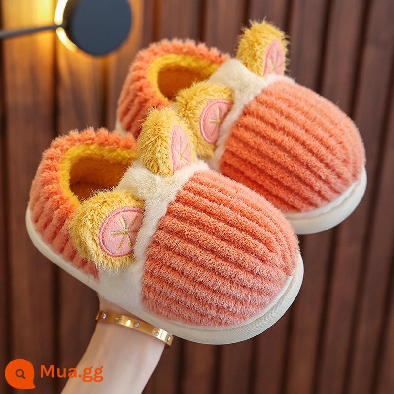 Giày cotton trẻ em mùa đông bé trai và bé gái hoạt hình trong nhà và ngoài trời cho bé túi lông chống trượt nhung dép bông đi trong nhà - Dưa hấu đỏ (có gót)