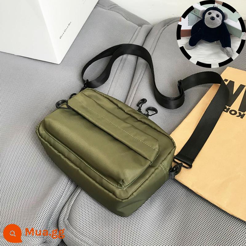 Túi satchel túi đeo chéo thông thường cho nam túi đeo vai ins thương hiệu hợp thời trang túi treo học sinh túi nhỏ xu hướng đường phố túi xách Nhật Bản - đười ươi xanh