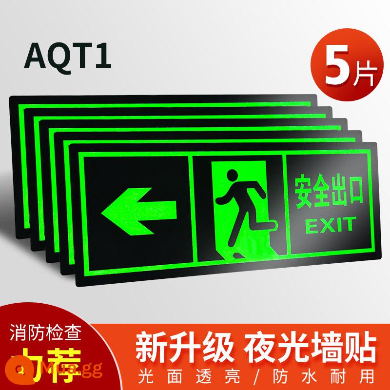 Biển báo thoát an toàn dạ quang dán tường dán sàn cầu thang đoạn sơ tán khẩn cấp biển báo thoát hiểm khẩn cấp biển báo cháy biển báo nhắc nhở tự phát sáng dán mốc huỳnh quang biển cảnh báo biển báo dán - Còn lại 5 lối thoát hiểm (14*36cm)